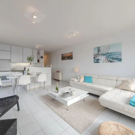 Appartement Wilde Zee With Terrace By Interhome