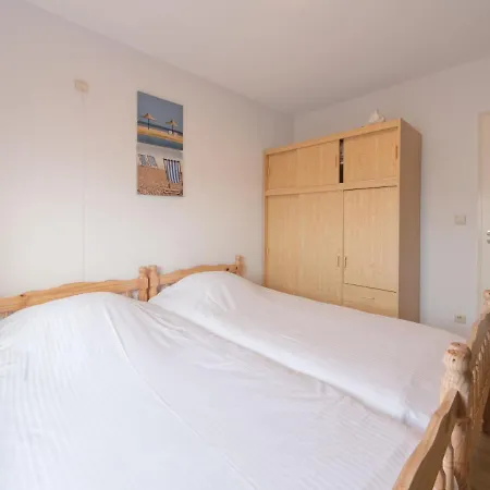 Appartement Wilde Zee With Terrace By Interhome Bredene-aan-Zee